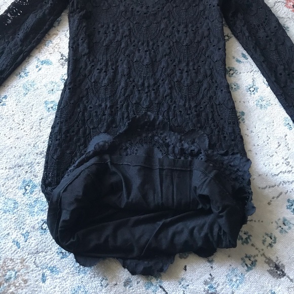 Nightcap Spanish Lace Deep V Dress in Black EUC - Picture 7 of 8